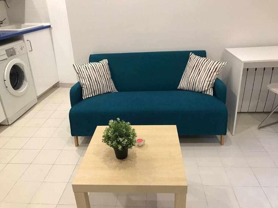 Un Genial Estudio En El Barrio Las Cortes Madryt Zewnętrze zdjęcie